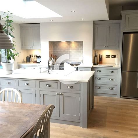 And, to add that modern, sharp touch, go for polished or brushed metallic finishes on all your kitchen gadgets and equipment with a friendly hint of the green, residing in a lovely potted plant on the counter. Timeless grey handmade kitchen with large open plan island ...