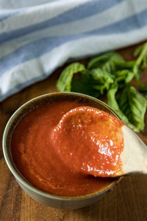 Easy Homemade Pizza Sauce 5 Minute Recipe Must Love Home