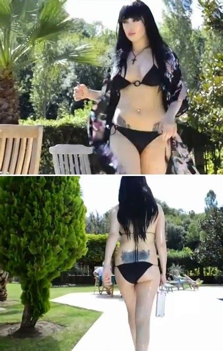 10 Hot Sexy Zuhal Sengul Bikini Pics