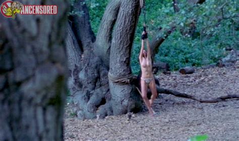 Naked Natalie Avital In Shallow Ground