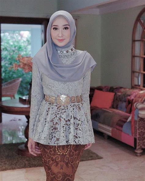 model kebaya wisuda modern terbaru model pakaian gaya hijab pakaian model