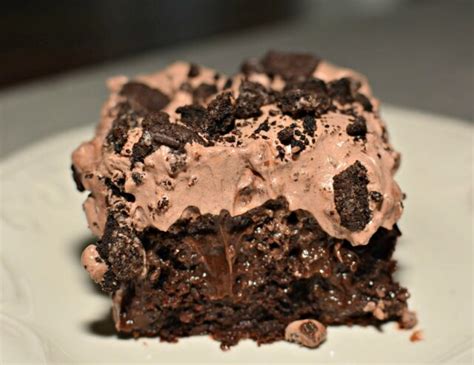 This cake can be made and kept in your refrigerator for up to 3 days. Oreo Dirt Cake - Grandma's Things