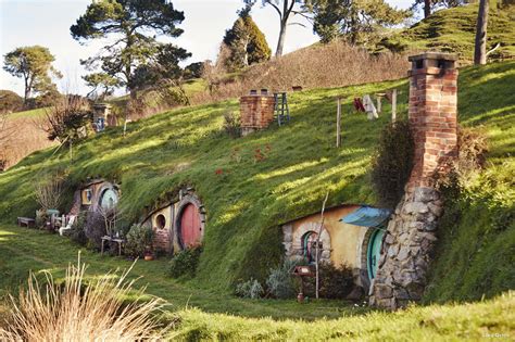 As lord of the rings and hobbit director peter jackson flew over new zealand to. Hobbiton Matamata New Zealand | Hobbiton Village Guide