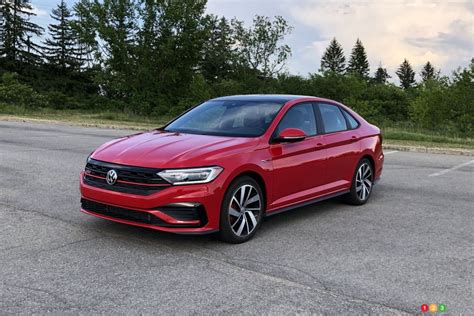 Similarly, the driving dynamics continue to be refined. 2020 Volkswagen Jetta GLI Review | Car Reviews | Auto123