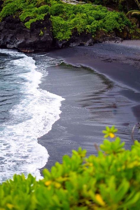 Maui Must Do Visit The Beautiful Black Sand Beach Of Maui Artofit
