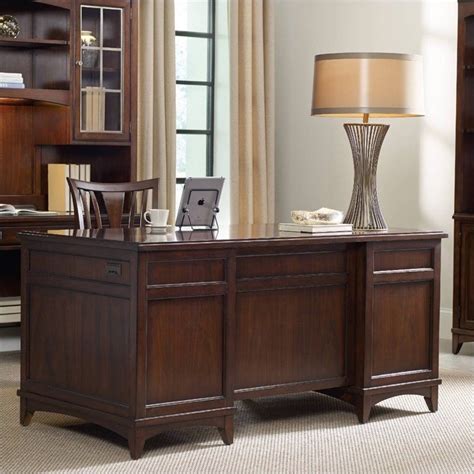 Hooker Furniture Latitude Executive Desk In Walnut 5167 10562