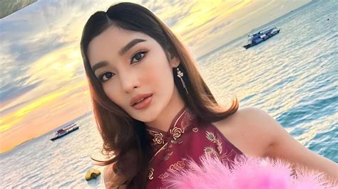 Thanyada Kunpaipuen Most Beautiful Transgender Model Thailand