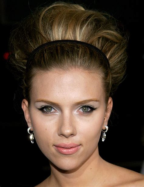 38 Beautiful Scarlett Johansson Hairstyles You Need To Check Out