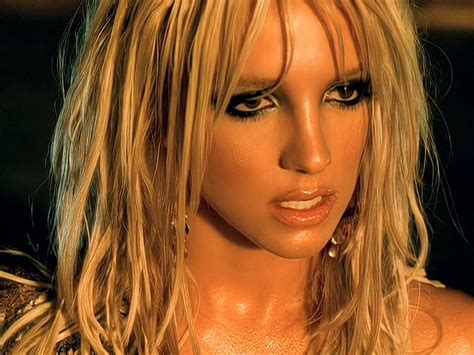 Why Is Britney Such An Iconic Blonde The Britney Spears Community
