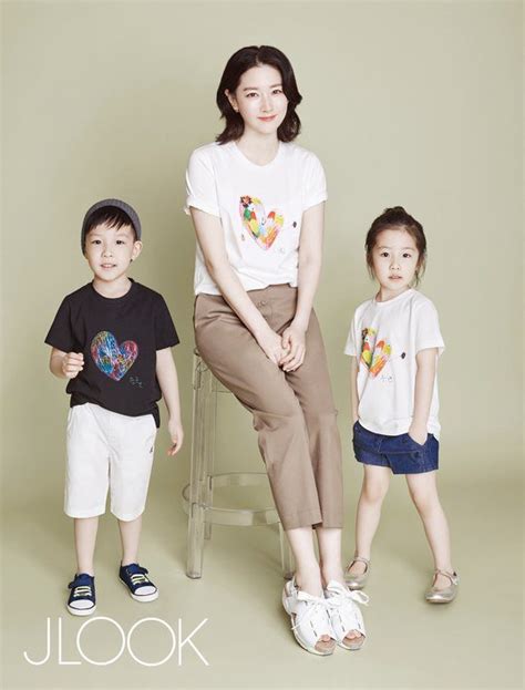 Lee Young Ae Participates In Charity Pictorial With Her Twins