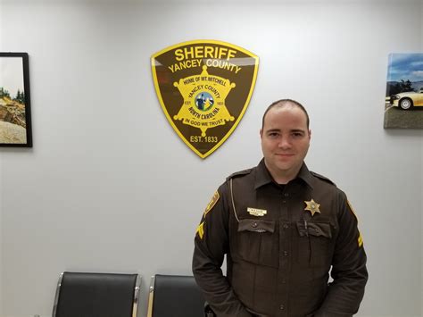 BLUE LIGHT ON SERVICE... - Yancey County Sheriff's Office