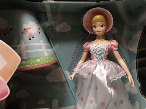 Bo Peep And Sheep Toy Story 4 Signature Collection Deluxe Film Replica