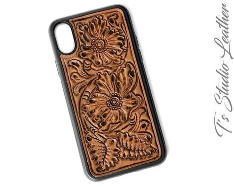 Western Style Hand Tooled Floral Design Leather Phone Case In Brown