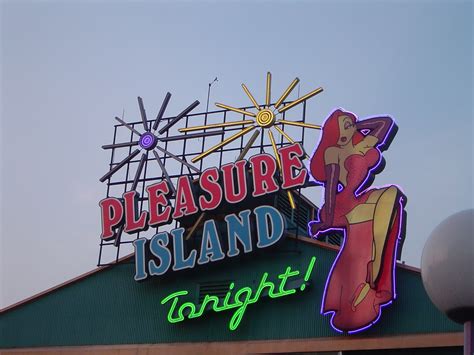 Pleasure Island At Downtown Disney Brian Zalewski Flickr