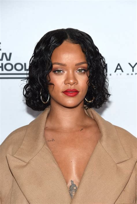 Rihannas Best Body Highlighter Looks Fenty Body Lava Popsugar