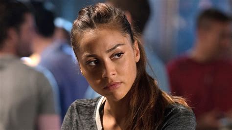 The 100 Lindsey Morgan On Raven Beginning Season 3 The Worse Shes