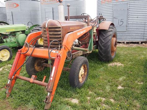 Massey Harris 444 W Front End Loader Running Antique Tractor