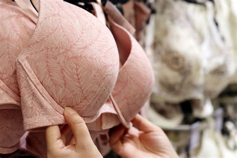 Video Reveals That Your Breast Shape Ultimately Determines Your Bra