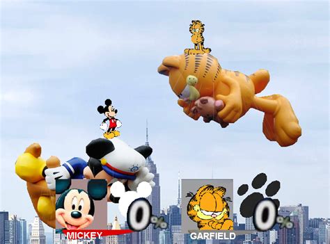 Image Macys Thanksgiving Day Parade With Garfield And Mickeypng