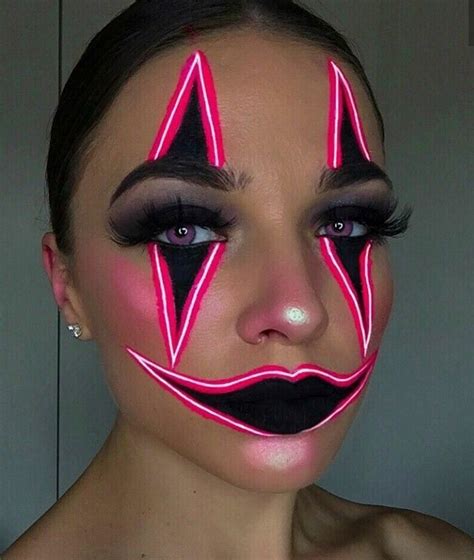 Pin By Ⓐ On Aesthetics Amazing Halloween Makeup Halloween Makeup