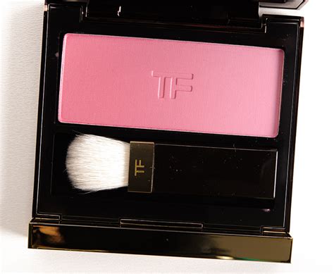 Tom Ford Pink Ombre Eye And Cheek Shadow Review Photos Swatches