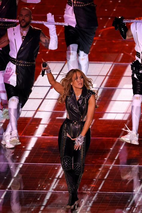jlo s sizzling super bowl 2020 halftime show an electrifying display of pole dancing and