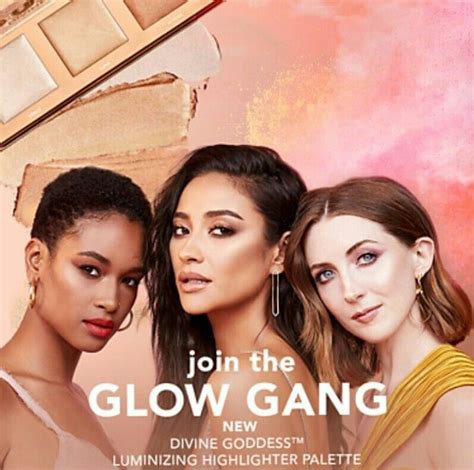 Highlighter Palette Shay Mitchell Buxom Gang Cosmetics Movie