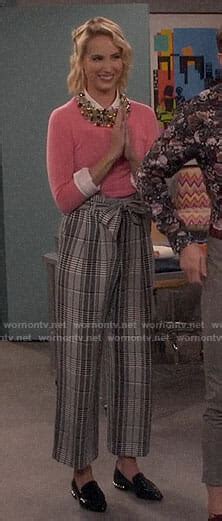Wornontv Mandys Pink Sweater And Plaid Trousers On Last Man Standing