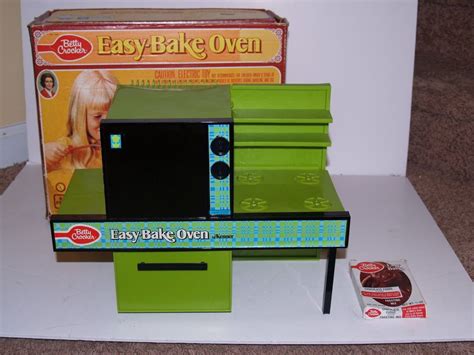 Vintage 1973 Betty Crocker Green Easy Bake Oven With Box Works Easy