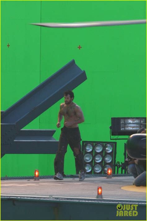 Henry Cavill Man Of Steel Green Screen Scenes Henry Cavill Photo