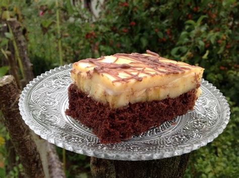 Löffelbiskuit kuchen mit bananen und vanillecreme i schnellstes dessert der welt i malaga pastasi. Bananen-Schoko-Kuchen mit Pudding | Pudding kuchen, Schoko ...