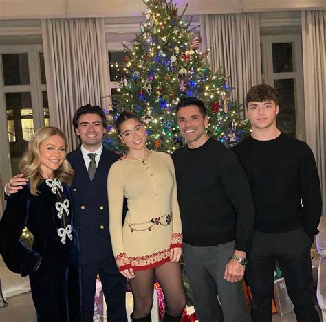 Kelly Ripa Shares Pic Of Rarely Seen Sons Joaquin 20 And Michael 26