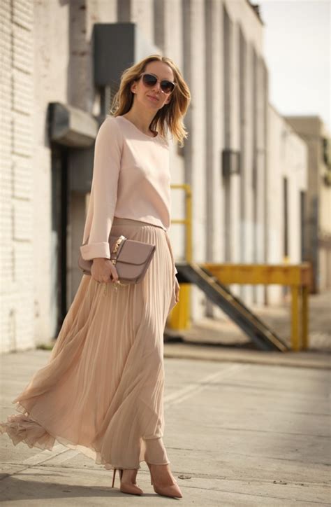 How To Style A Maxi Skirt 2021