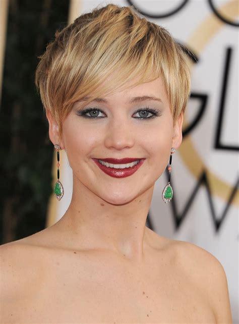 Best Short Haircuts Hairstyles And Pixie Cuts For 2017 Glamour