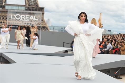 Aishwarya Rai Bachchan Stuns In White At Paris Fashion Week Takes Over