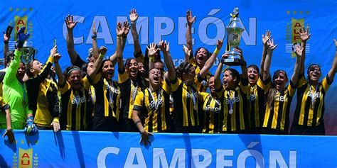 Peñarol se consagró tri campeón de fútbol femenino