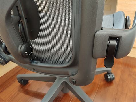 Famous for supporting the widest range of the human form, the aeron office chair has been remastered to better meet the needs of today's work and workers. Herman Miller Aeron 2.0人體工學椅 經典再進化 (全功能) - Mobile01