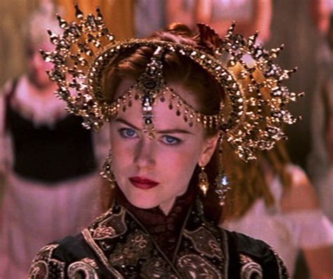 In the film, kidman portrays satine, the courtesan and star of the famed moulin rouge cabaret in the montmartre neighborhood of paris. IMORE - Il rosso del "Moulin Rouge" e i diamanti di Nicol ...