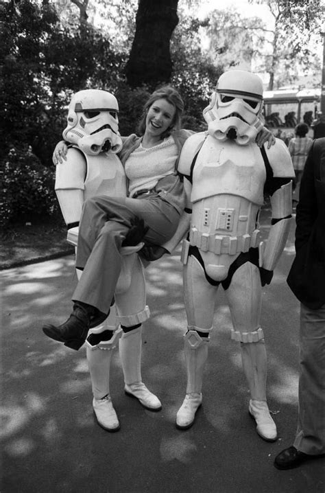 Carrie Fisher Hanging Out With Some Stormtroopers While Promoting