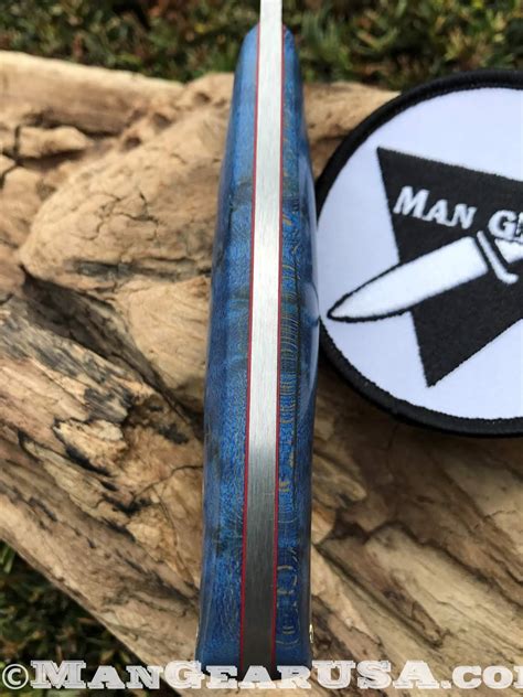 Man Gear: Bob Dozier Knives KS-1 Master Skinner, Dyed Birdseye Maple