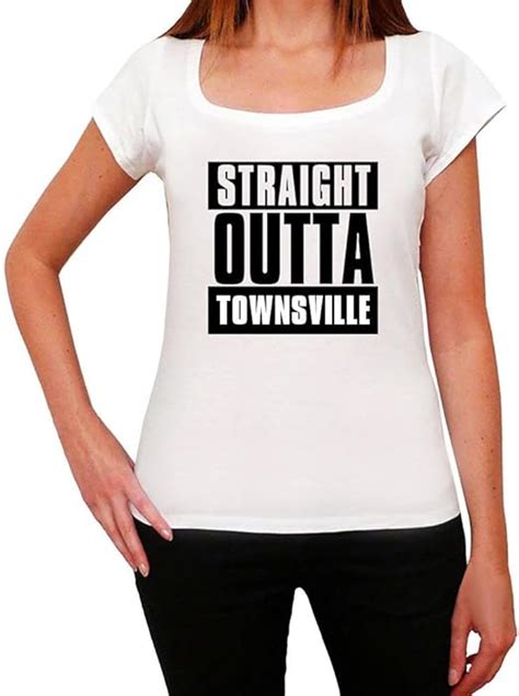Straight Outta Townsville T Shirt Damen Stadt Tshirt Straight Outta Tshirt Amazonde