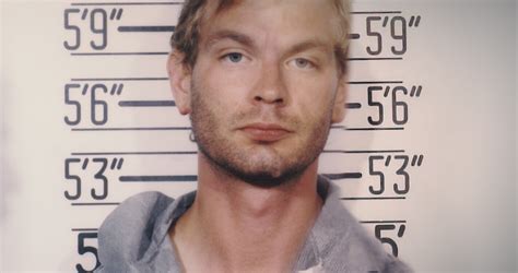 Conversa Ii Cu Un Criminal Revista Jeffrey Dahmer Tapes Cum Netflix Duce La Extrem Un Subiect