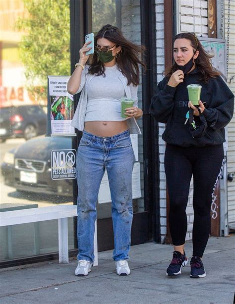Hot Pregnant Emily Ratajkowski Bares Her Growing Tits And Belly In La 71 Photos Girlxplus