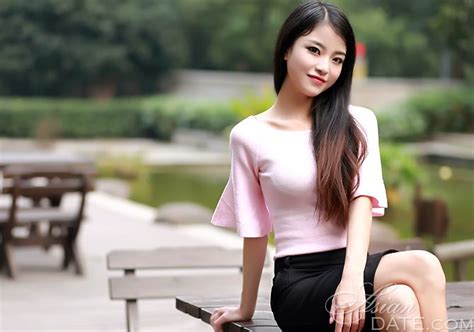 Beautiful Member China Member Yingying From Changsha 22 Yo Hair Color