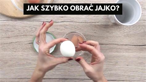 Jak szybko obrać jajko na twardo Ekspresowy sposób na obranie jajka w