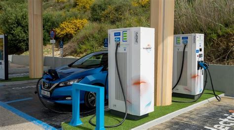 Nissan E Easycharger Inauguran La Primera Estación De España De Carga