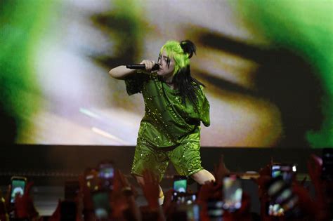 Billie Eilish Plays 13 Songs For Visually Stunning Livestream Setlist Fm