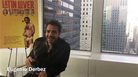 Eugenio Derbez Habla De Su Sensual Póster En La Película How To Be A Latin Lover Youtube