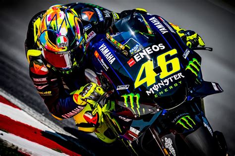 Motogp Valentino Rossi Wearing Special Edition Agv Helmet For Pre