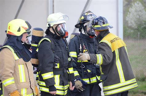 Combined Training Connects Firefighters From Three Countries Article